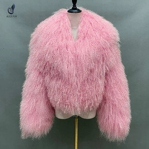 Veste en fourrure de Mongolie courte pour femmes, hiver chaud, véritable fourrure de mouton tibétain bouclée et moelleuse, en vente - Product Image 3