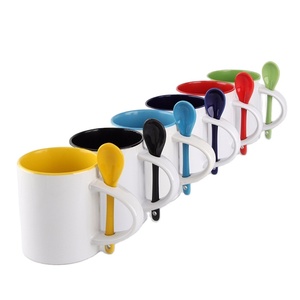 <span class=keywords><strong>Tazze</strong></span> da caffè in ceramica a sublimazione bianca di colore interno da 11 once smaltate <span class=keywords><strong>personalizzate</strong></span> stampabili <span class=keywords><strong>personalizzate</strong></span> con cucchiaio per regalo promozionale - Product Image 1