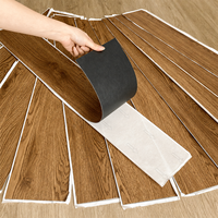 Losetas de Vinilo PVC Autoadhesivas Impermeables con Patrón de Madera de Estilo Moderno para Decoración de Interiores del Hogar