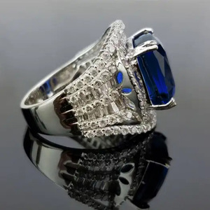 Anello con Accento Quadrato Blu per Donne, Elegante Accessorio Geometrico da Dito per Matrimonio - Product Image 6
