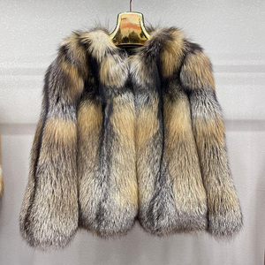 <span class=keywords><strong>Cappotto</strong></span> 2025 in vera <span class=keywords><strong>pelliccia</strong></span> da <span class=keywords><strong>donna</strong></span> personalizzato speciale con <span class=keywords><strong>pelliccia</strong></span> di volpe naturale da <span class=keywords><strong>donna</strong></span> cappotti in vera <span class=keywords><strong>pelliccia</strong></span> di lusso - Product Image 4