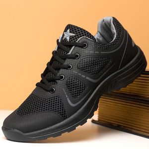 New training shoes for outdoor hiking, breathable mesh surface, men's sports running shoes, summer model,<b>physical</b> training shoes - Product Image 2