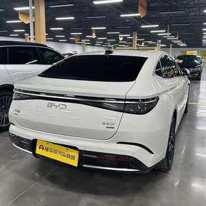 <span class=keywords><strong>Auto</strong></span> Usata BYD Seal 07 DM-i Flagship 7 Ibrida 2025 Importazione Cinese <span class=keywords><strong>Auto</strong></span> 1.5L Benzina-Elettrica con Autonomia di 125km Guida a Sinistra - Product Image 4