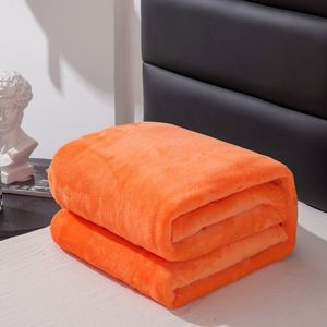 Literie promotionnelle personnalisée en microfibre épaisse 100 % polyester, tricotée et brodée, pour lit King Size et Queen Size - Product Image 3