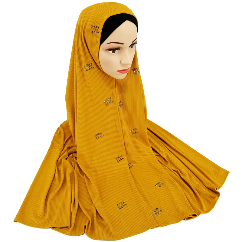 Yiwu usine vente directe mode femmes toutes sortes de châles de coton en vente foulard en dentelle hijab imprimé