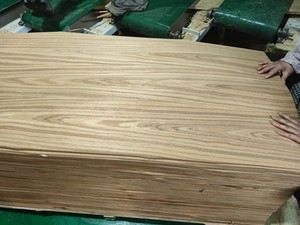 <span class=keywords><strong>Placage</strong></span> <span class=keywords><strong>bois</strong></span> décoratif à prix de gros - Fin et flexible pour application sur surfaces courbes - Product Image 6