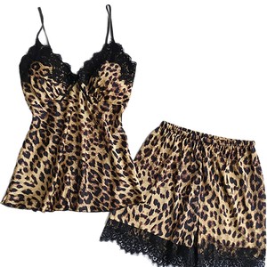Conjunto de dos piezas de ropa de estar por casa de imitación de seda negra, estilo europeo y americano, a la moda y cómodo, al por mayor. - Product Image 3