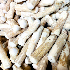 Jouets à mâcher pour chiens en bois de café écologiques Eco2go Vietnam - Légers, sûrs, avec ou sans corde, motif végétal, toutes tailles - Product Image 1