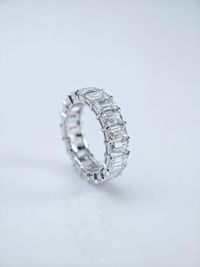 Op maat gemaakte eeuwigheidsringen trouwringen 14K 18K goud smaragd geslepen laboratorium gekweekte diamanten ring synthetische diamanten gouden ring - Product Image 3