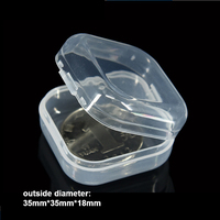 Petites boîtes de rangement en plastique transparent 35*35*18mm, unités, boîte de rangement pour bouchons d'oreilles, cosmétiques, hameçon de pêche, en stock