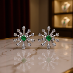 Orecchini in Oro Bianco con Diamanti Taglio Principessa e Smeraldo Centrale, Gioielli di Lusso da Donna per Feste, Diamanti Naturali Colore D - Product Image 2