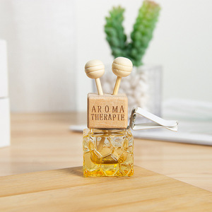 Hot Sale Wood Cap Empty pink Blue Yellow Color 8ml square Glass Perfume <strong>Diffuser</strong> Bottle with <strong>Clip</strong> Car air Freshener air <strong>Vent</strong> - Product Image 3