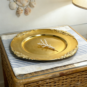 Assiettes de présentation rondes de luxe de 13 pouces en plastique, style victorien baroque, avec bordure gaufrée feuille, pour mariage - Product Image 6