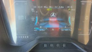 Grúa sobre Camión SAN Usada 2021, 600t STC2200 STC800E5 STC550T5 STC250H 50 Toneladas con Motor y Caja de Cambios - Product Image 2