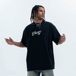 T-shirt décontracté pour homme en coton 100% tricoté, à col tombant, surdimensionné, personnalisé avec des strass, respirant, de haute qualité et élégant - Product Image 2