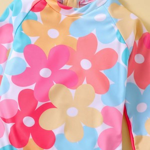 Traje de baño de una pieza de manga larga con estampado floral vibrante para niñas, actividades acuáticas en la playa y la piscina - Product Image 4