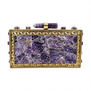 Pochette en améthyste |   Minaudière en mosaïque de pierre naturelle faite à la main |   Sac de soirée de luxe pour mariée, chaîne 1L - Product Image 1