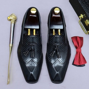 New Men's Retro <b>Style</b> Perforated Lace-up Closed Toe Leather Upper Lightweight Anti-Slip <b>Shoes</b> Featuring Business <b>Style</b> Open - Product Image 2