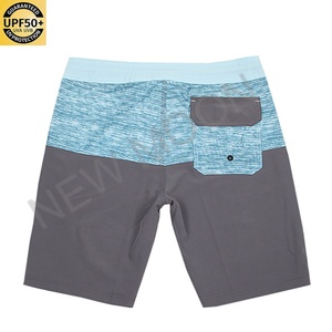 Shorts de plage personnalisés pour hommes, protection solaire, décontractés, d'été, à rayures, maillot de bain, avec logo personnalisé - Product Image 4