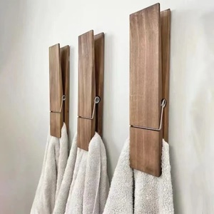 TaiLai <span class=keywords><strong>Porte</strong></span>-serviettes en bois à la mode <span class=keywords><strong>Porte</strong></span>-serviettes <span class=keywords><strong>Porte</strong></span>-serviettes Énorme épingle à linge <span class=keywords><strong>Jumbo</strong></span> Pince à linge pour cuisine <span class=keywords><strong>salle</strong></span> <span class=keywords><strong>de</strong></span> <span class=keywords><strong>bain</strong></span> - Product Image 1