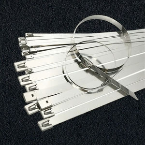 Le fascette ferma-cavo autobloccanti 316 di alta qualità facile installano con durevolezza a lungo termine e forza che aumentano la resistenza - Product Image 2