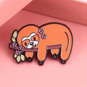 Sloth Sanctuary Pin-Pelusa cubierta de musgo con expresión Zen y hojas de brillo UV, joyería ecológica - Product Image 1