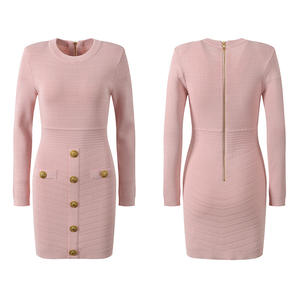 Nuovo abito di alta qualità <span class=keywords><strong>in</strong></span> <span class=keywords><strong>maglia</strong></span> 2025 autunno inverno stile donna Button déco manica lunga bianco <span class=keywords><strong>rosa</strong></span> nero aderente maglione abito - Product Image 6