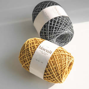 Fil à crocheter YARNA Biscuit (150g) de haute qualité, écologique, luxueux, doux, coloré, pour la maison, les loisirs créatifs, les cadeaux, le bricolage, chaleureux - Product Image 2
