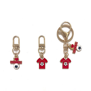 Llavero Personalizado de la Selección Nacional con la Camiseta Roja, Aleación de Zinc, Anillo para Llaves de Fútbol con Cierre de Langosta, Regalo para Fanáticos de EE. UU., Canadá y México <span class=keywords><strong>2026</strong></span> - Product Image 2