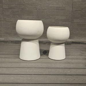 Pots à fleurs en béton minimalistes pour l'extérieur, jardinières de jardin, design circulaire blanc pour plantes - Product Image 1
