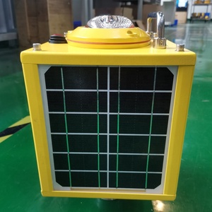 Luz de Inactividad de Aeropuerto LED Roja, Alimentada por Energía Solar, con Control Remoto, Clasificación IP65, Ángulo de Haz de 360°, Certificación ICAO - Product Image 3