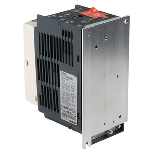 Variador de Velocidad Schneider ATV950U15N4 ATV900 ATV950 1.5kW 3HP de Alta Resistencia 400-480V con Unidad de Frenado IP55 - Product Image 2