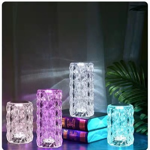 Lámpara Led de mesa inalámbrica para el hogar, luces de mesa modernas RGB, románticas, artesanales, decorativas, portátiles, táctiles, para escritorio, luz nocturna para sala de estar - Product Image 4