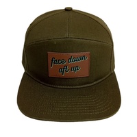 Casquette Trucker Unisexe à 7 Panneaux et Visière Plate, Chapeau Élégant avec Logo Personnalisé en Cuir, Casquettes Trucker en Maille