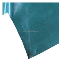 Rouleau de tissu en polyester tissé ignifuge de haute qualité, imperméable, teint en fil uni, coupe-vent et respirant pour bâche de chargement