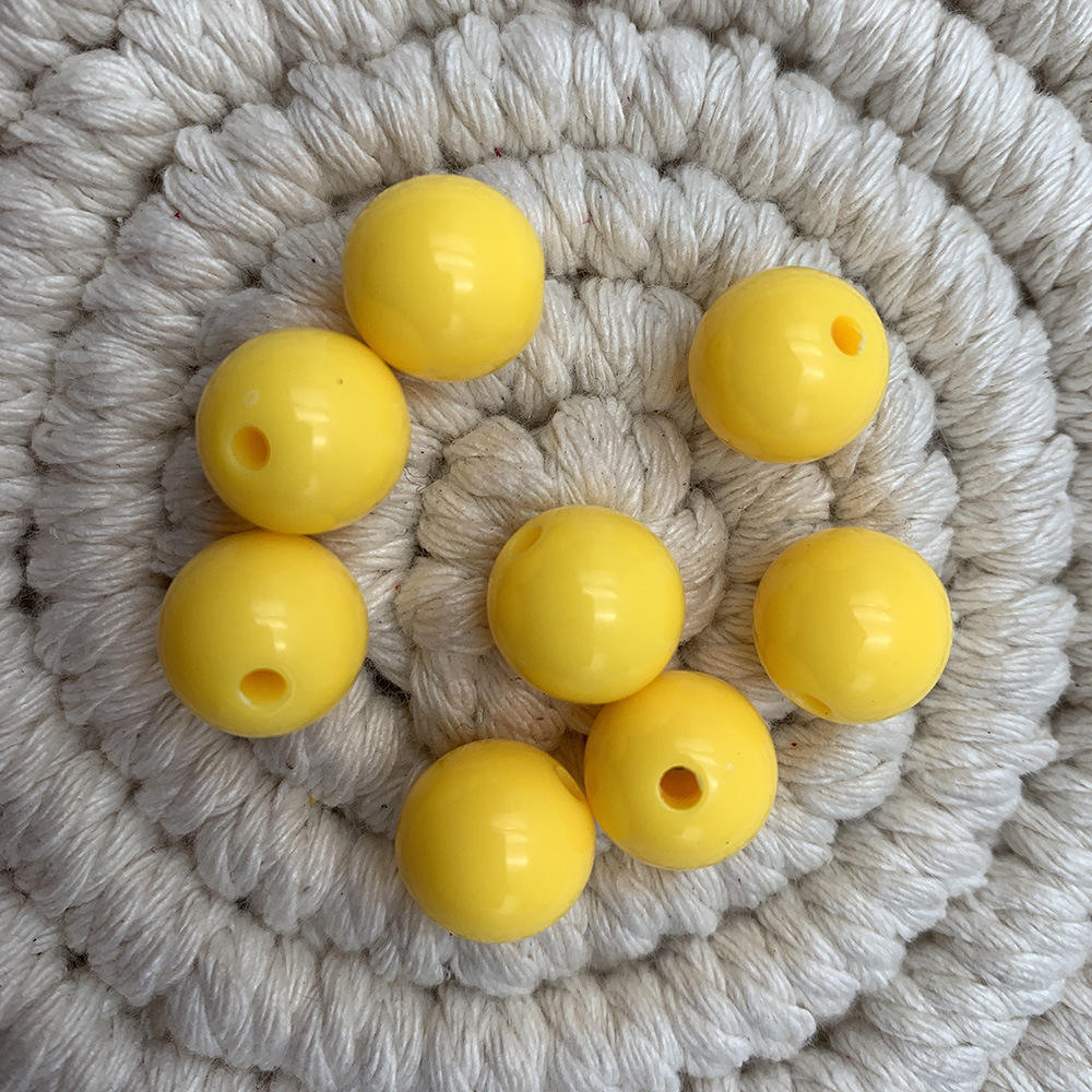 สีเหลือง