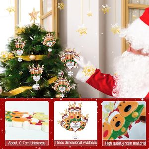Ornement de Noël personnalisé en forme de cœur renne 2025 – Pendentif suspendu en résine personnalisable Élan/Cerf avec nom de famille pour sapin de Noël - Product Image 3
