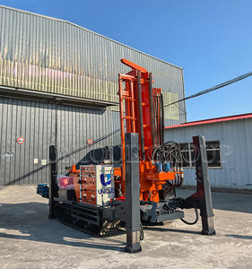 Plataforma de perforación de pozos de agua sobre orugas con motor diésel hidráulico JJEM, bomba de engranajes rotativa de accionamiento superior de 200m, rodamiento de alta eficiencia a la venta - Product Image 4