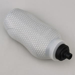 Muestra gratis Botella de bicicleta deportiva Gatorade exprimida portátil para ciclismo y otras actividades al aire libre - Product Image 4