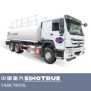 नई Sinotruk HOWO 351 - 450hp 6X4 ब्रांड 20 सीबीएम tubeless टायर डीजल ईंधन तेल टैंक ट्रक बंद गाड़ी cisterna डे पानी