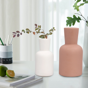 Jarrón de Cerámica Rosa de Diseño Moderno y Minimalista de Alta Calidad, Jarrón de Porcelana Simple para Jardín, Hogar, Decoración Mediterránea - Product Image 1