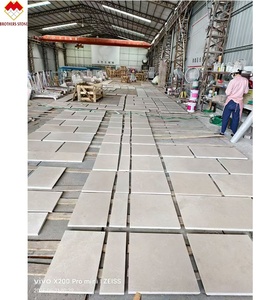 Yunfu pierre personnalisé blanc calcaire pavés naturel dinde blanc calcaire pour extérieur Village château église mur carrelage décor - Product Image 2