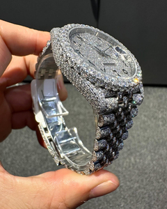 นาฬิกาหรูหราแบบกำหนดเอง Iced Hip Hop VVS Moissanite ทองคำขาวประดับเพชร ระบบควอตซ์ สายโลหะผสม แฟชั่นธุรกิจ - Product Image 1