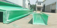 Gouttière ronde en fibre de verre de style industriel, matériau de construction durable pour le drainage des toits et la collecte des eaux de pluie