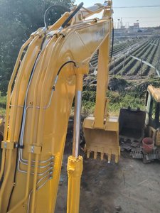 Excavatrice d'occasion en PC130-7 Komatsu du Japon, en bon état, avec composants centraux, moteur de pompe à moteur - Product Image 6