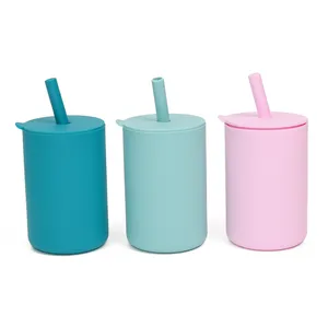 Venta al por mayor personalizable BPA libre rico color liso silicona bebé taza para niños beber leche o jugo