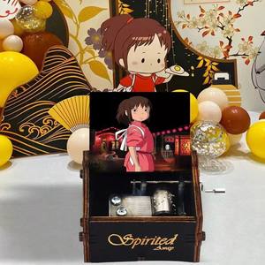 Boîte à musique à manivelle du <span class=keywords><strong>studio</strong></span> japonais Ghibli avec mouvements musicaux Sankyo à 18 notes - Product Image 4