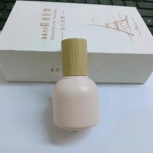 Vente en gros <span class=keywords><strong>de</strong></span> rouleau rechargeable coloré Camaron <span class=keywords><strong>de</strong></span> conception <span class=keywords><strong>de</strong></span> graisse <span class=keywords><strong>de</strong></span> 12ml sur la bouteille avec le chapeau en bambou <span class=keywords><strong>de</strong></span> rouleau en acier - Product Image 3