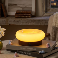 Lampe de table LED créative en forme de donut, en verre, avec interrupteur tactile, rechargeable, pour salon, chevet, bureau, ambiance lumineuse
