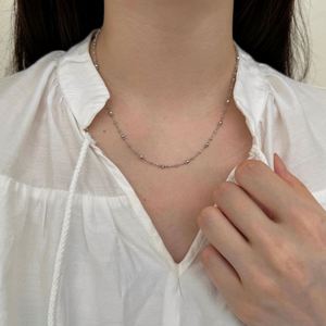Collar de Cadena con Cuentas de Plata de Ley 925 con Baño de Rodio, Diseño Minimalista Dylam, Joyería para Mujer, para Uso Diario - Product Image 3